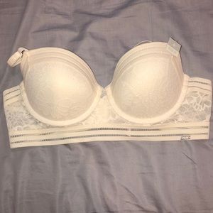 Medium- Victoria’s Secret PINK push up bra- NWT